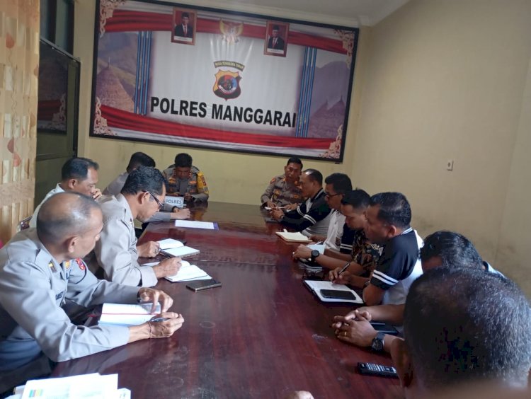 Kapolres Manggarai Pimpin Rapat Anev Mingguan, arahan penting jelang Tahap pendaftaran Pasangan Calon Bupati dan Wakil Bupati Manggarai Tahun 2024.