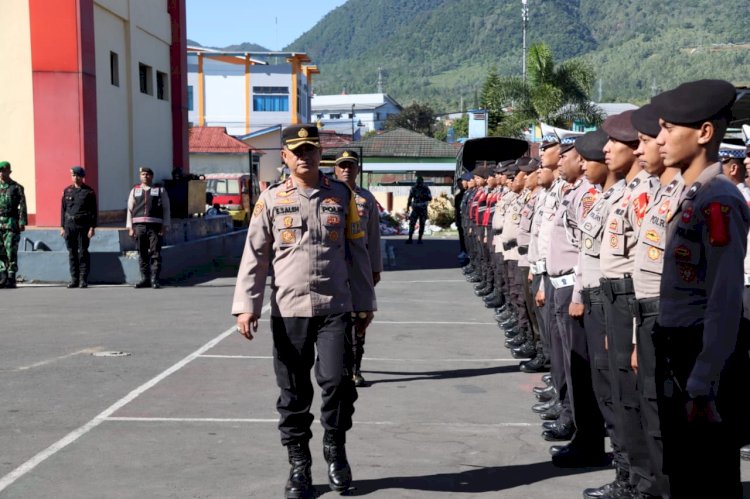 Kapolres Manggarai Pimpin Apel Gelar Pasukan Operasi Mantap Praja Turangga-2024