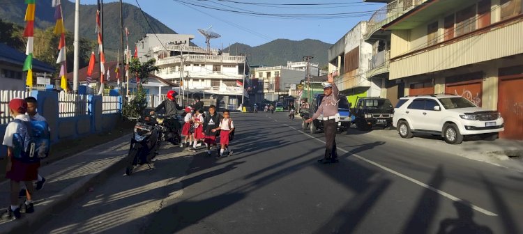 Jaga Keamanan dan Kelancaran Lalu Lintas di Kota Ruteng, Satlantas Polres Manggarai Gelar Pamturlalin