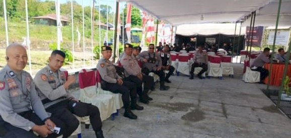 OMP 2024 : Polres Manggarai Gelar Pengamanan Ketat Tahap Pendaftaran Pasangan Calon Bupati dan Wakil Bupati dalam Pilkada Manggarai 2024