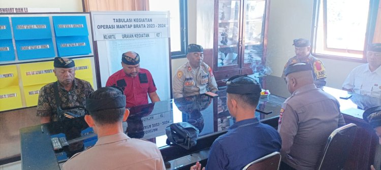 Polres Manggarai Gelar BINROHTAL untuk Tingkatkan Iman dan Taqwa Personil