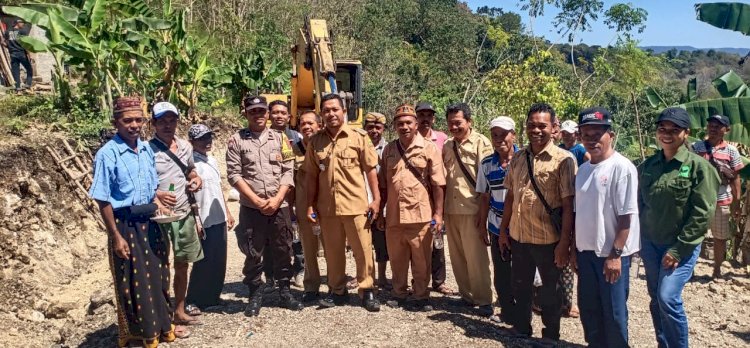 Himbauan Kamtibmas dalam Patroli dan Sambang Bhabinkamtibmas Kelurahan Baru, Kecamatan Reok