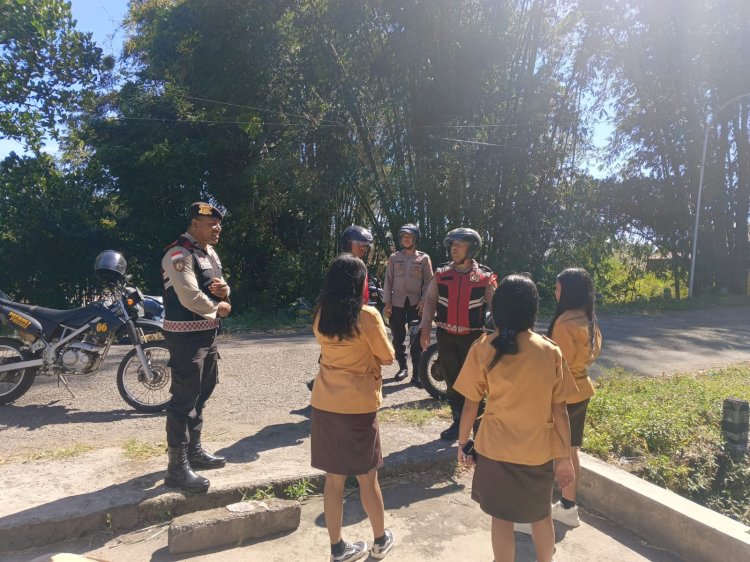 Harkamtibmas: Patroli Dialogis dan Himbauan Kamtibmas oleh Sat Samapta Polres Manggarai di Ruteng