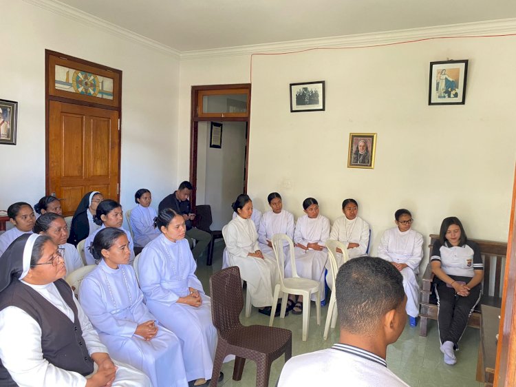 Polres Manggarai Gelar Kegiatan Jumat Curhat  Bersama Suster VOCASIONIS SISTER