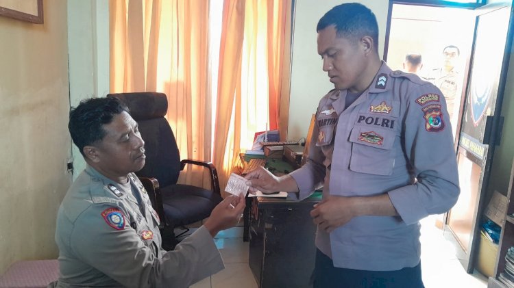 Sidokkes Polres Manggarai Lakukan Pemeriksaan Kesehatan dan Pembagian Vitamin kepada Personil OMP 2024