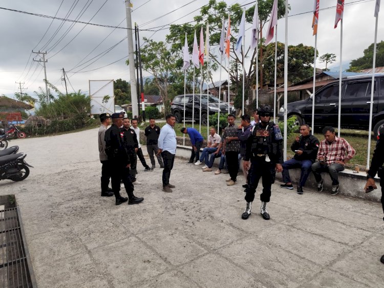 Jamin Situasi Kamtibmas Kondusif Jelang Pilkada, Polres Manggarai dan Brimob Gelar Patroli Gabungan