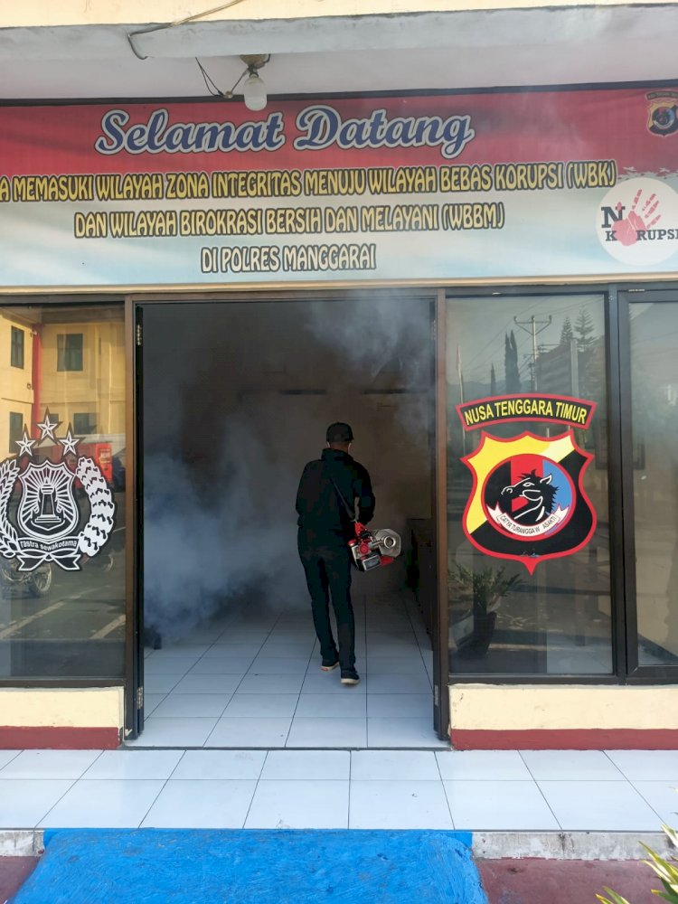 Polres Manggarai Laksanakan Fogging Tahap Kedua untuk Pencegahan Demam Berdarah