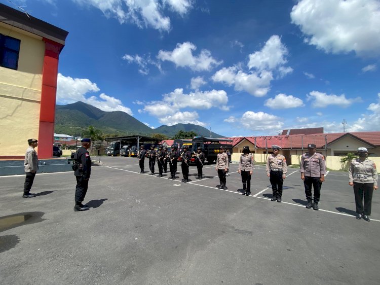 Patroli Gabungan Polres Manggarai dan Kompi 2 Yon B Pelopor dalam Operasi Mantap Praja 2024