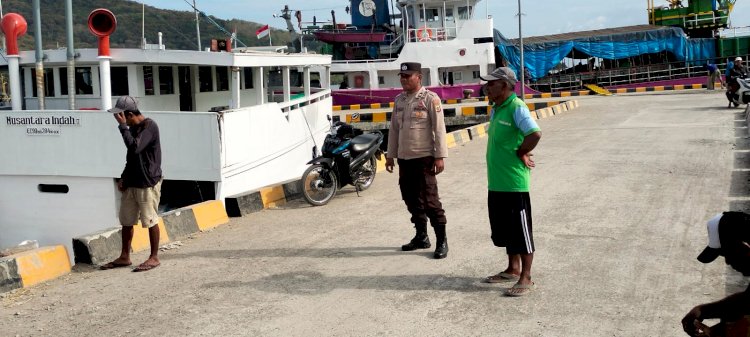 KP3 Laut Pelabuhan Reo Laksanakan Pengamanan Aktifitas Bongkar Muat