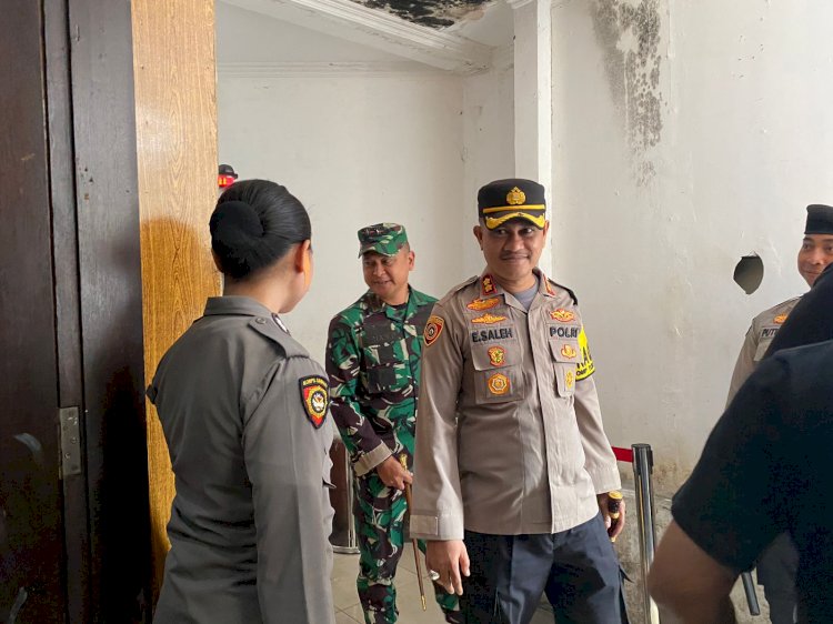 Kapolres Manggarai Pimpin Langsung Pengamanan Rapat Pleno Terbuka Penetapan Nomor Urut Pasangan Calon Bupati dan Wakil Bupati Manggarai