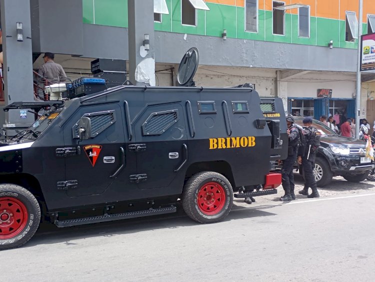 Kapolres Manggarai Pimpin Langsung Pengamanan Rapat Pleno Terbuka Penetapan Nomor Urut Pasangan Calon Bupati dan Wakil Bupati Manggarai