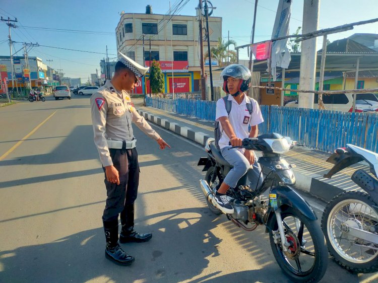 Sat.Lantas Polres Manggarai Laksanakan Pengamanan dan Pengaturan Lalu Lintas Rutin