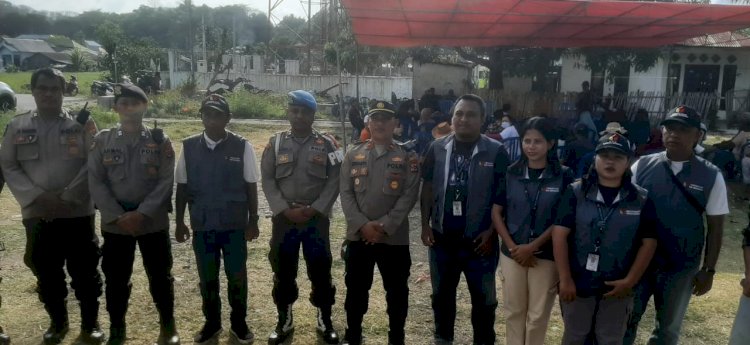 Kapolsek Reo beserta Anggota Polsek Memastikan Kampanye Paket MARON di Kecamatan Reok dan Reok Barat Berjalan Aman dan Lancar