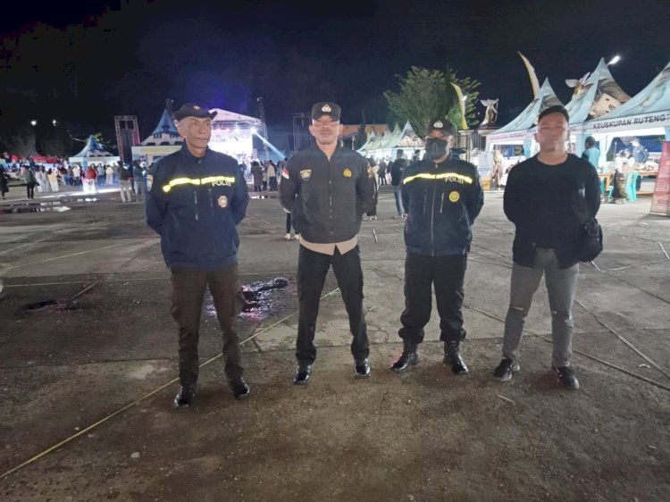 Personel Polres Manggarai Amankan Pembukaan Festival Golo Curu 2024 Maria Ratu Rosari