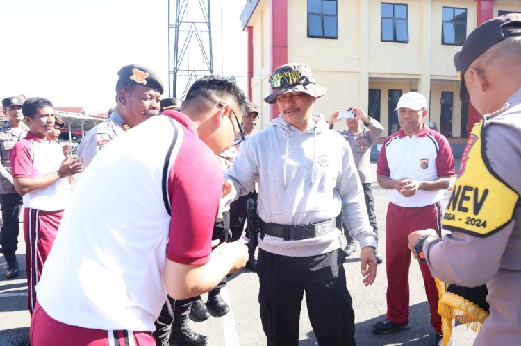 Polres Manggarai Gelar Perayaan Ulang Tahun Personel yang Lahir pada Bulan September