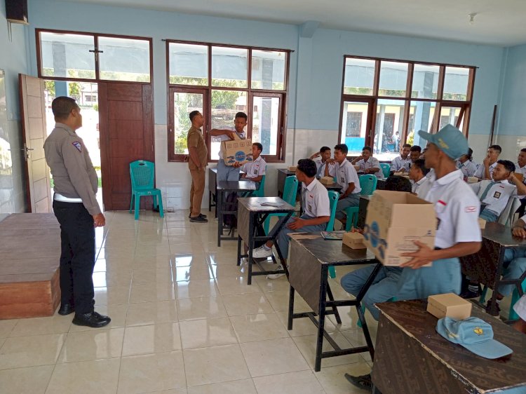 Sat.Lantas Polres manggarai Gelar Kegiatan Police Goes To School di SMK St. Aloysius Ruteng Kabupaten Manggarai