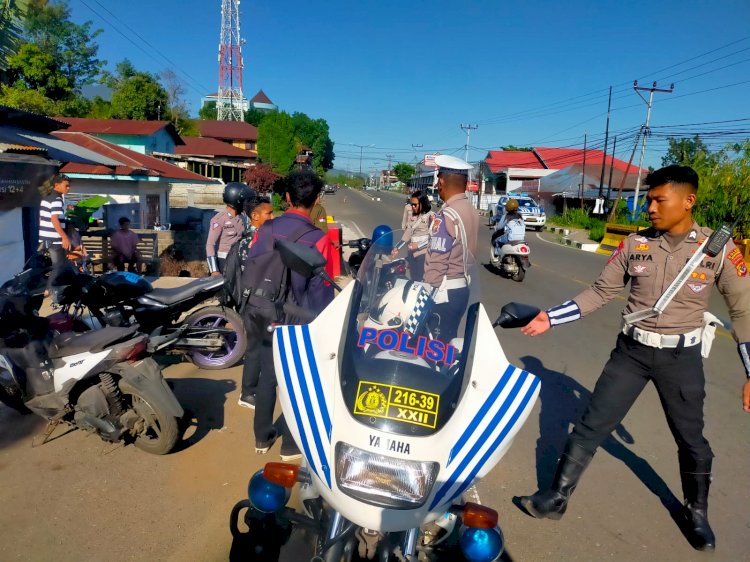 Sat Lantas Polres Manggarai Intensifkan Patroli dan Hunting System untuk Cegah Pelanggaran dan Kecelakaan Lalu Lintas di Kota Ruteng