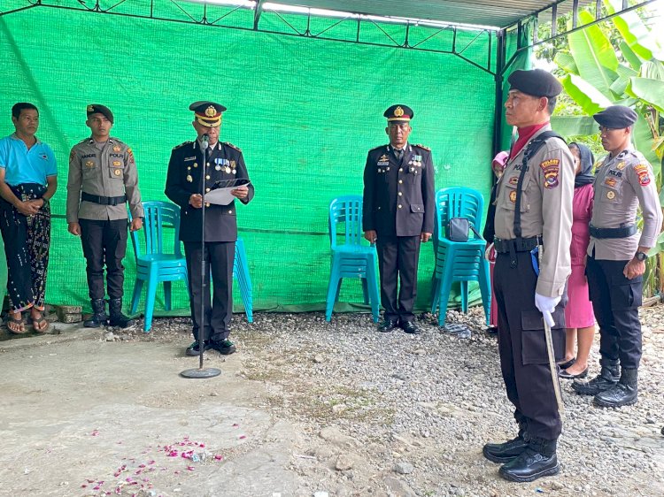 Polres Manggarai Gelar Upacara Pemakaman Secara Kedinasan untuk Purnawirawan SERKA NIKOLAUS NUKUL