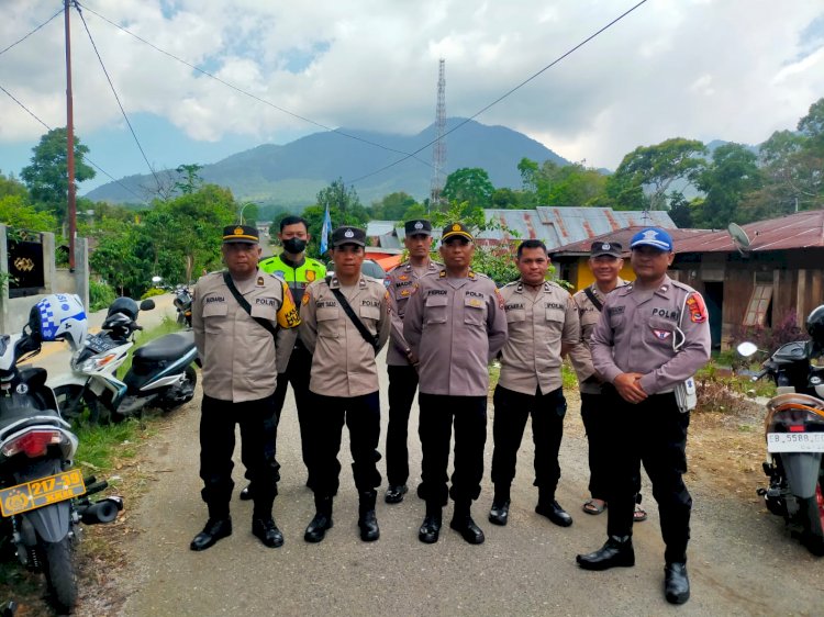 Personil Polres Manggarai Lakukan Pengamanan Kampanye Pilkada 2024