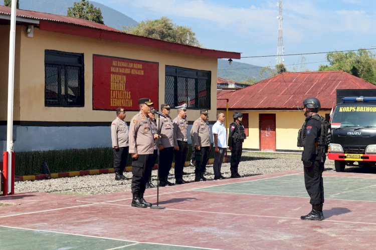 Jaga Soliditas, Kapolres Manggarai Pimpin Apel Bersama Personel Brimob Kompi 2 Pelopor Batalyon B Manggarai