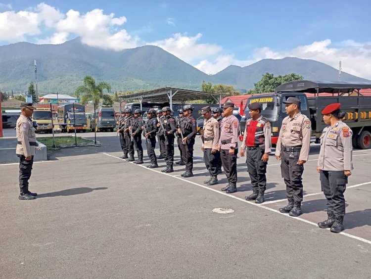 Polres Manggarai dan Kompi 2 Yon B Pelopor Gelar Patroli Gabungan Cipta Kondisi Jelang Pilkada Serentak.