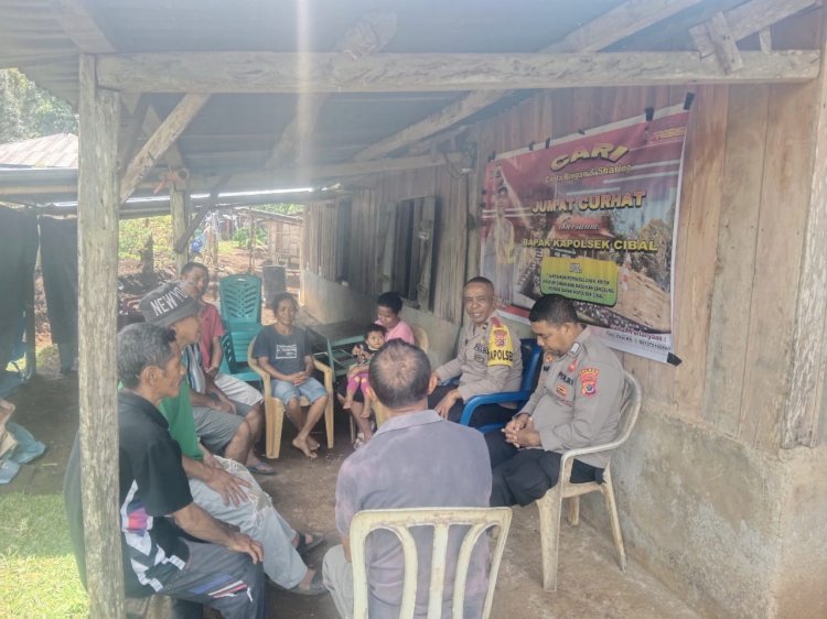 Polsek Cibal, Kab. Manggarai: Melaksanakan Giat Jumat Curhat di Kampung Ratung, Kelurahan Pagal, Kecamatan Cibal