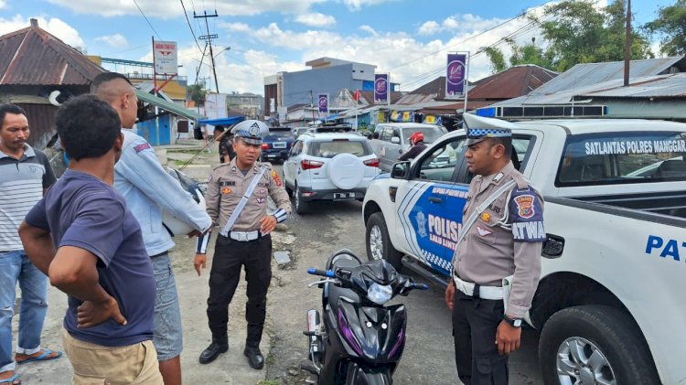 Sat Lantas Polres Manggarai Gelar Patroli KRYD, PAMTURLALIN, dan Himbauan Kamseltibcar Lantas di Seputaran Kota Ruteng