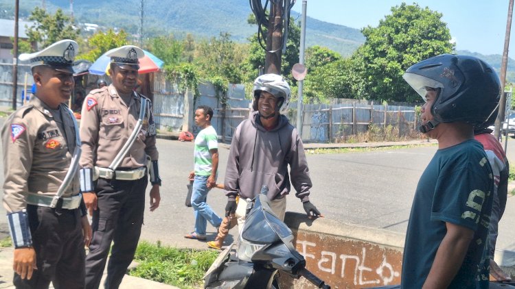 Sat Lantas Polres Manggarai Gelar Patroli KRYD, PAMTURLALIN, dan Himbauan Kamseltibcar Lantas di Kota Ruteng