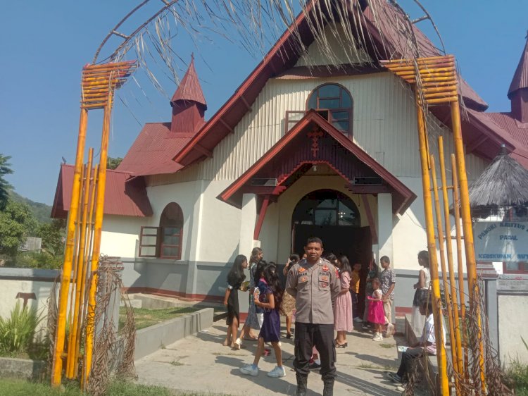 Polsek Cibal Amankan Perayaan Misa di Gereja Kristus Raja Pagal