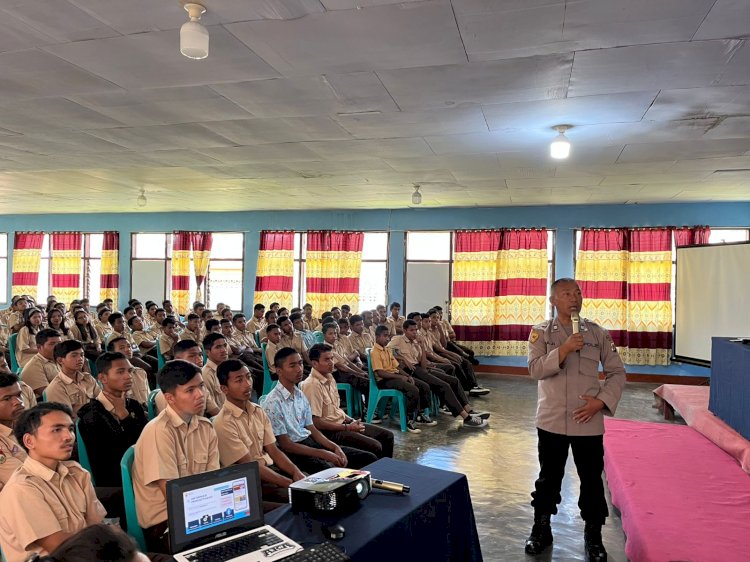 Bag SDM Polres Manggarai Gelar Sosialisasi Penerimaan Anggota Polri 2025 di Sekolah-Sekolah di Ruteng