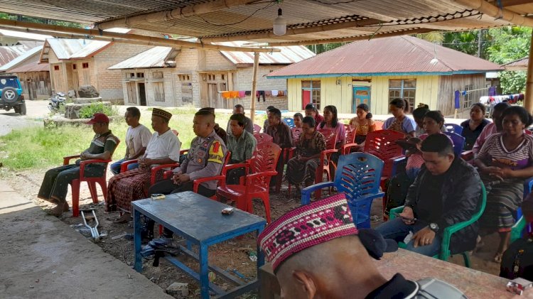 Bhabinkamtibmas Kec. Rahong Utara Melaksanakan Kunjungan dan Himbauan Kamtibmas di Kampung Bere