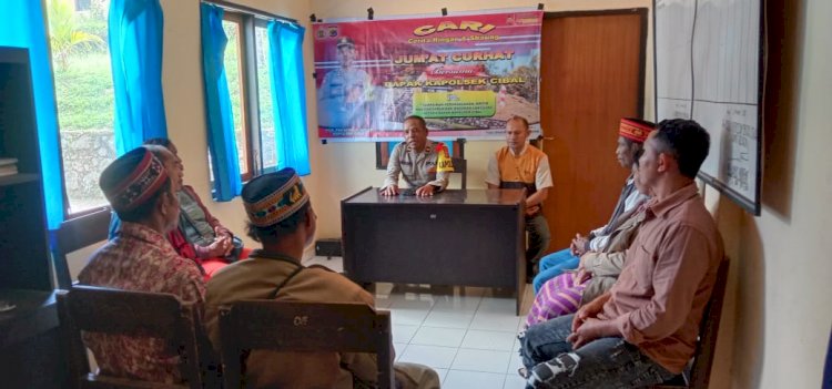 Polsek Cibal Gelar Jumat Curhat Bersama Warga Kampung Nanu Desa Lenda, Jalin Komunikasi dan Kerja Sama