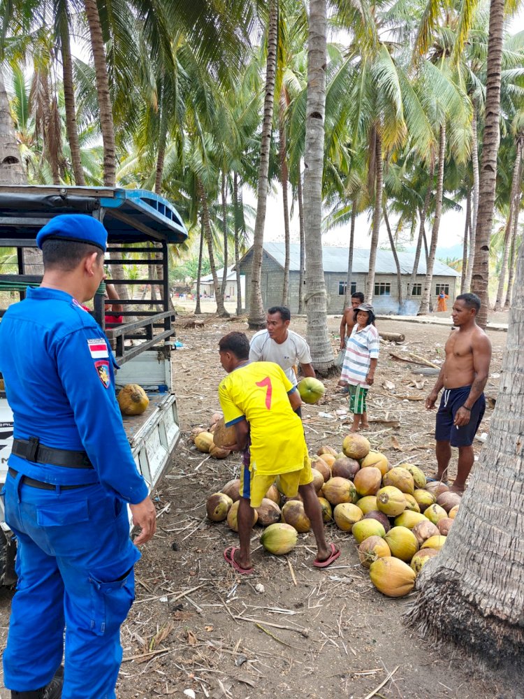 Patroli dan Sambang Sat Polairud Polres Manggarai: Himbauan Kamtibmas dan jaga Kebersihan Pesisir