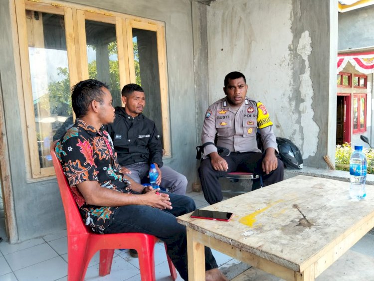 Patroli dan Sambang Bhabinkamtibmas Kec. Cibal Barat: Cegah TPPO dan Memelihara Situasi Kamtibmas Jelang Nataru.