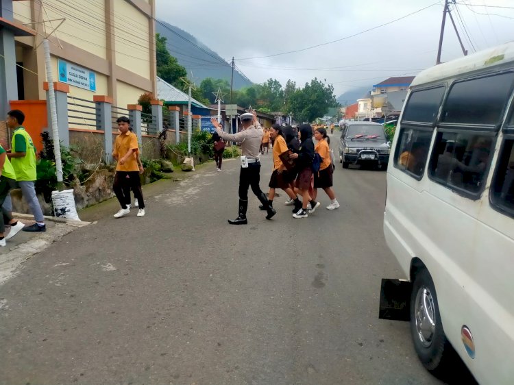 Satlantas Polres Manggarai Gelar Pamturlalin Pagi di Kota Ruteng