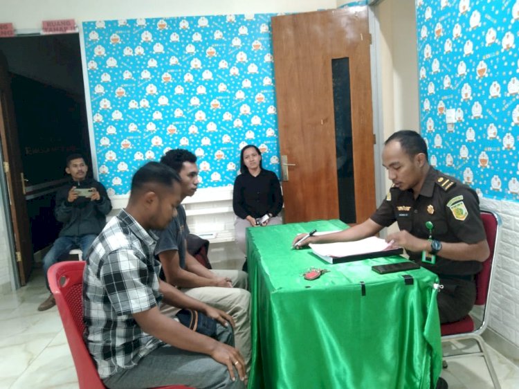 Unit PPA Sat Reskrim Polres Manggarai Lakukan Tahap 2 Kasus di Golo Cala