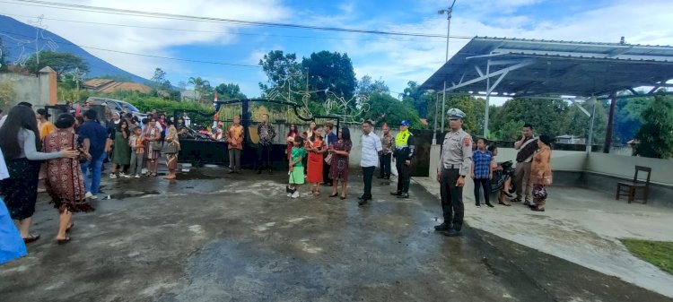 Polres Manggarai Gelar Pengamanan Ibadah Minggu di Kota Ruteng Jelang Tahun Baru