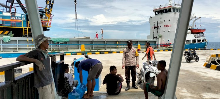 Pengamanan di Pos Terpadu Pelabuhan Laut Reo dalam Rangka Ops Lilin Turangga 2024 Berjalan Lancar