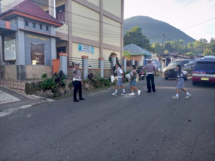 Satlantas Polres Manggarai Gelar Pamturlalin Rutin untuk Tingkatkan Keselamatan Berlalu Lintas