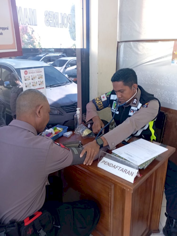 Sidokkes Polres Manggarai Lakukan Pemeriksaan Kesehatan Rutin untuk Personel