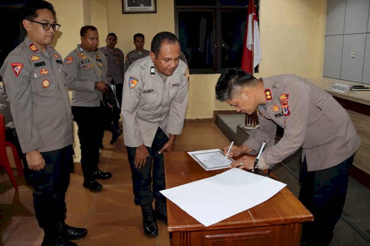 Kapolres Manggarai Buka Sosialisasi DIPA/RKA-KL, Penandatanganan Pakta Integritas, dan Perjanjian Kinerja TA 2025