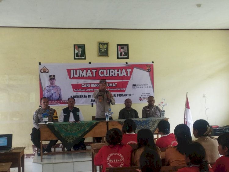 Polres Manggarai Gelar Jumat Curhat Bersama Guru dan Siswa SMK Bintang Timur