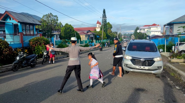 Satlantas Polres Manggarai Gelar Pamturlalin Rutin untuk Tingkatkan Keselamatan Lalu Lintas