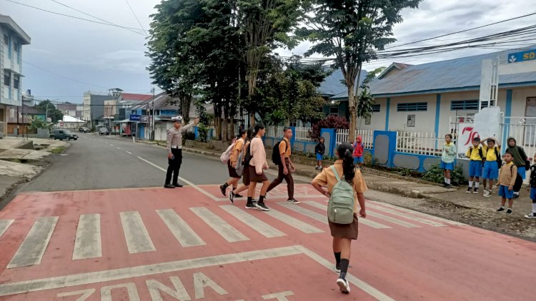 Satlantas Polres Manggarai Gelar Pamturlalin Rutin untuk Tingkatkan Keselamatan Lalu Lintas