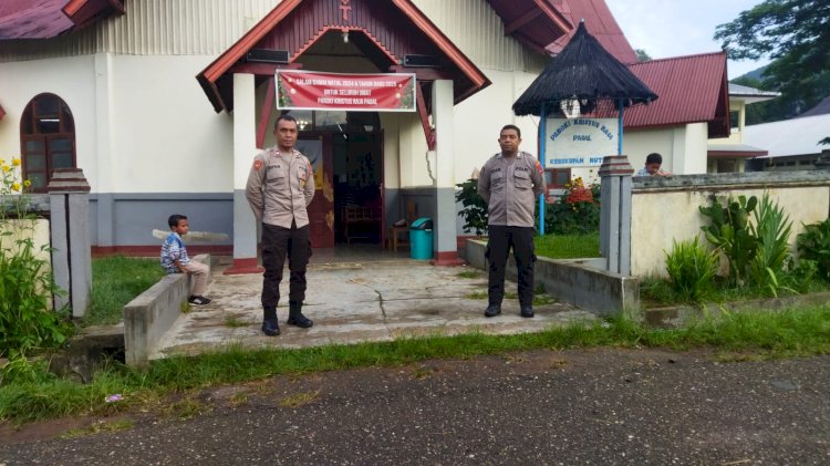 Polsek Cibal Laksanakan Pengamanan Perayaan Misa di Gereja Paroki Kristus Raja Pagal