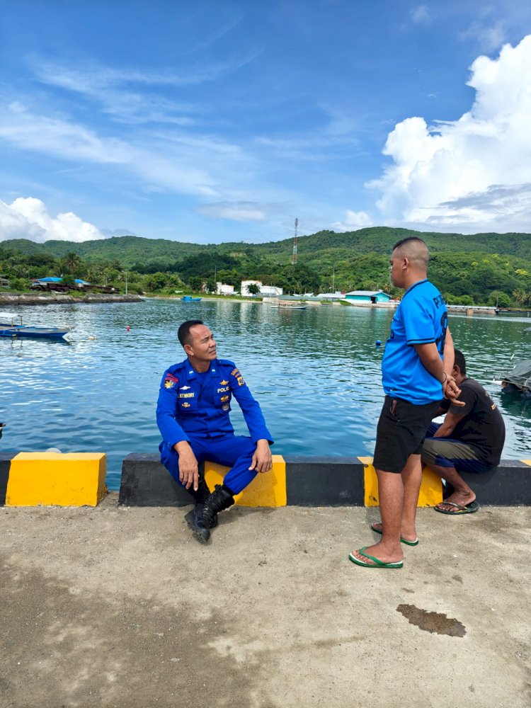 Sat Polairud Polres Manggarai Gelar Patroli dan Sambang untuk Jaga Stabilitas Kamtibmas di Wilayah Pesisir