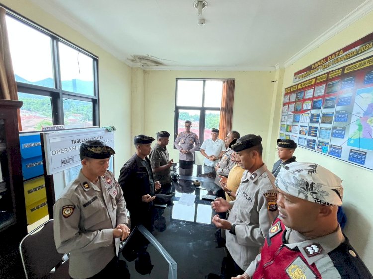 Polres Manggarai Gelar Binrohtal untuk Meningkatkan Keimanan dan Ketakwaan Personil