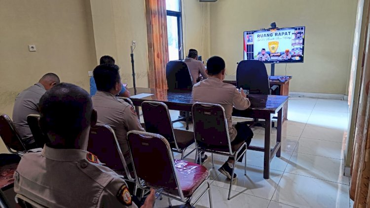 Polres Manggarai Gelar Binrohtal untuk Tingkatkan Keimanan dan Ketakwaan Anggota