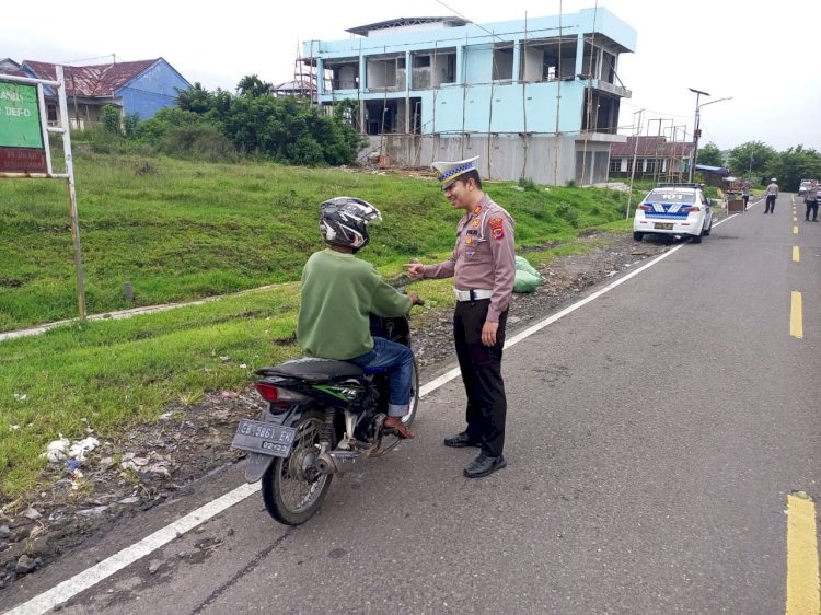 Polres Manggarai Laksanakan Operasi Keselamatan Turangga 2025, Fokus pada Kesadaran Berlalu Lintas.