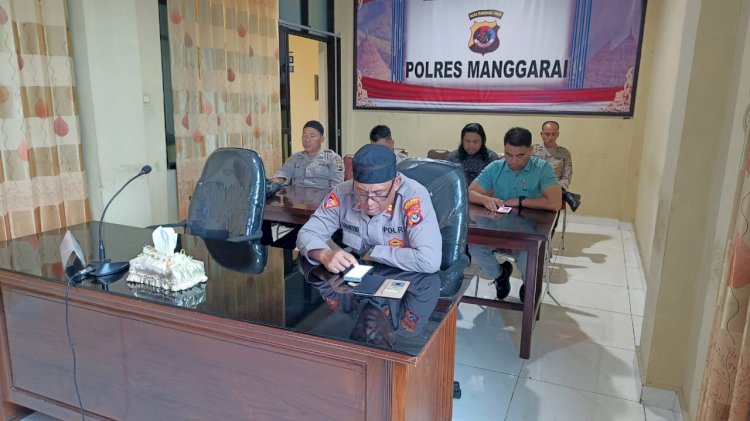 Polres Manggarai Laksanakan Giat Binrohtal Untuk Tingkatkan Keimanan dan Ketaqwaan Anggota Polri